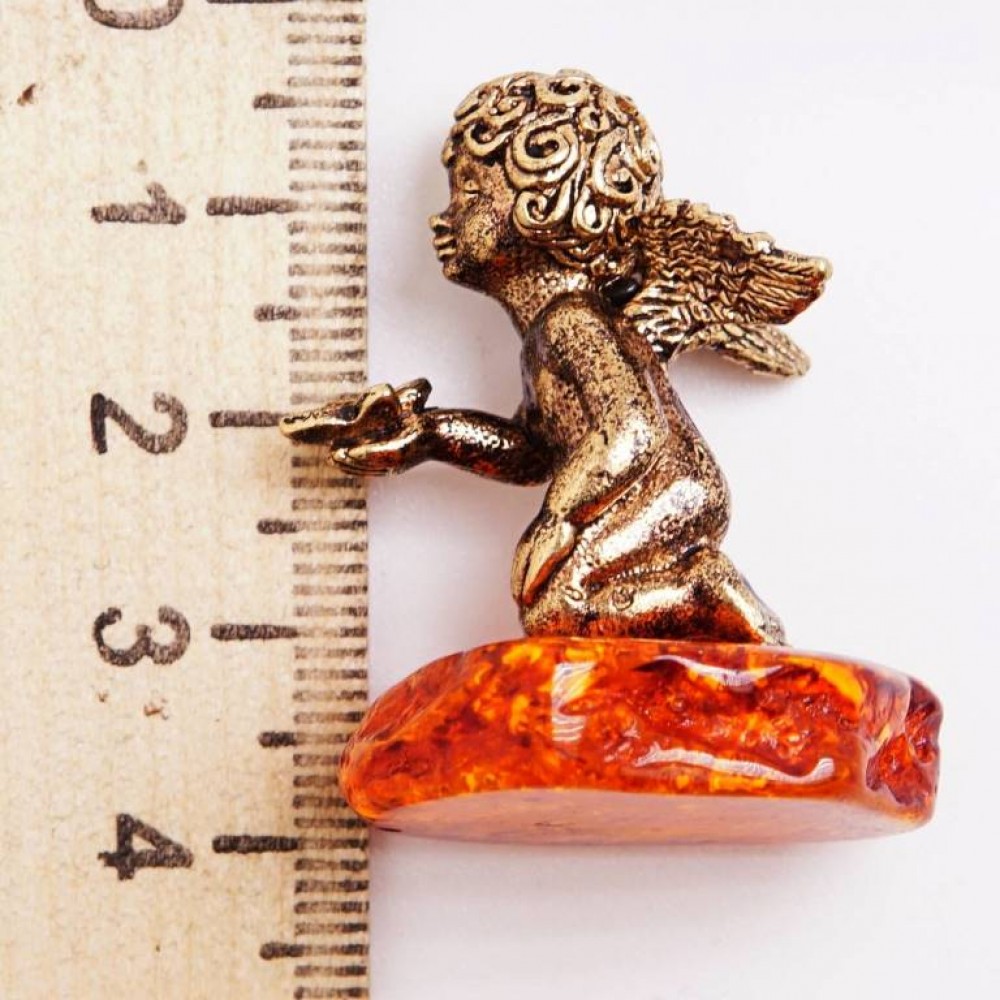 Фигурка Ангел с бабочкой янтарь бронза 396