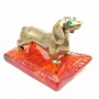 Фигурка собака Такса на коврике из Янтаря 78